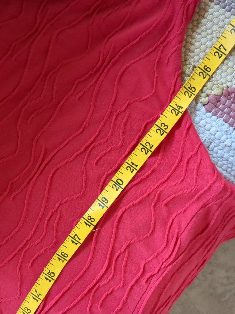 XL Flattering Red Top - Picture 7 of 9